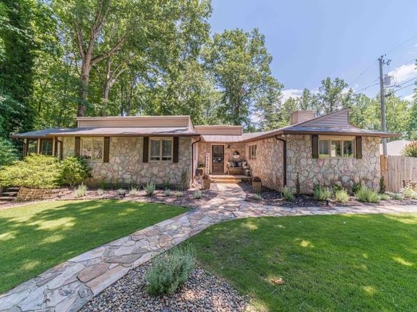 45 Lakepoint Drive, Dawsonville, GA 30534