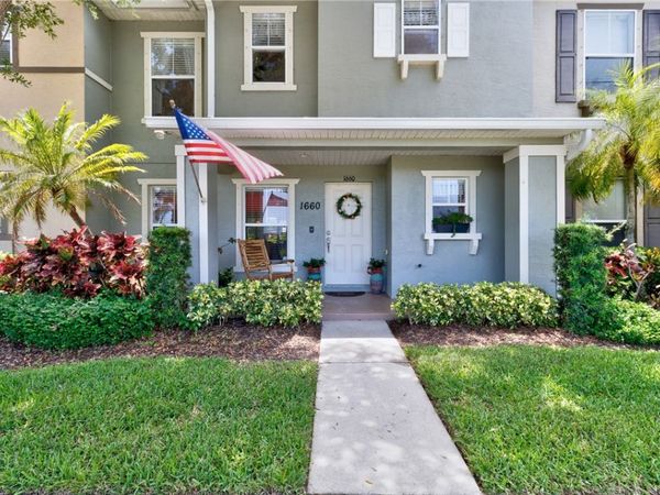 1660 Pointe West Way, Unit 1660, Vero Beach, FL 32966