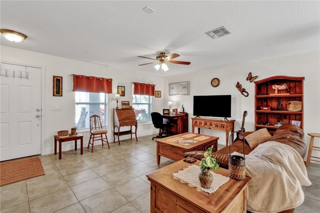 1660 Pointe West Way, Unit 1660, Vero Beach, FL 32966 Photo