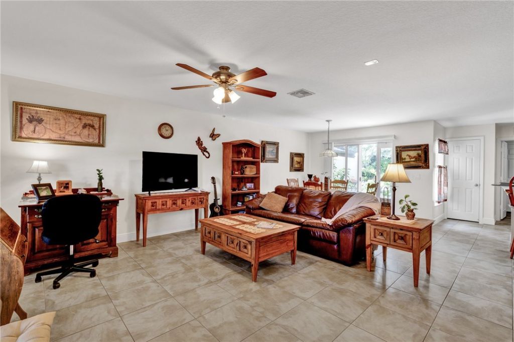 1660 Pointe West Way, Unit 1660, Vero Beach, FL 32966 Photo
