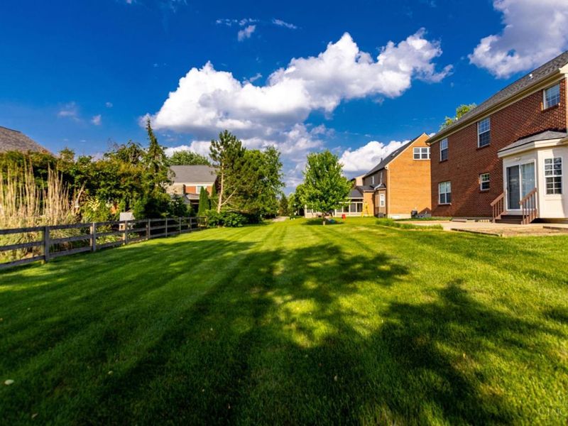 6892 Fieldstone Place, Deerfield Twp., OH 45040 Photo 8