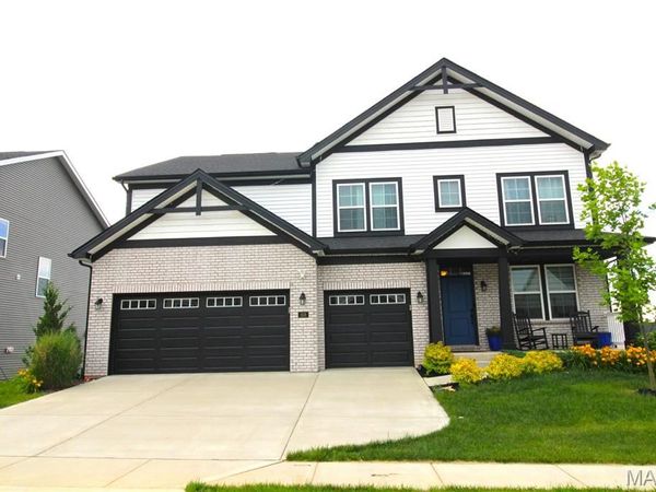 818 Memsie Drive, O'Fallon, MO 63368