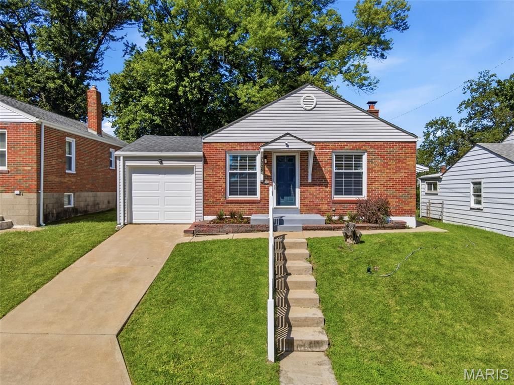 7008 Motte Street , Saint Louis, MO 63121 Main Photo