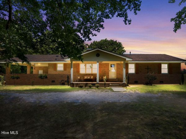 579 N Grimesland Bridge Road , Washington, NC 27889