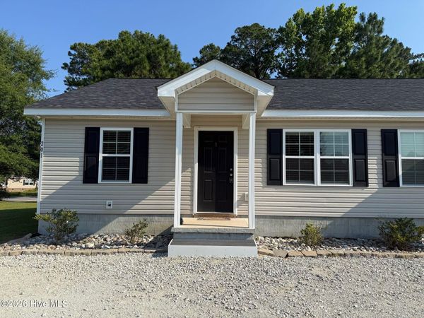 201 Fire Tower Road , Unit 1, Richlands, NC 28574