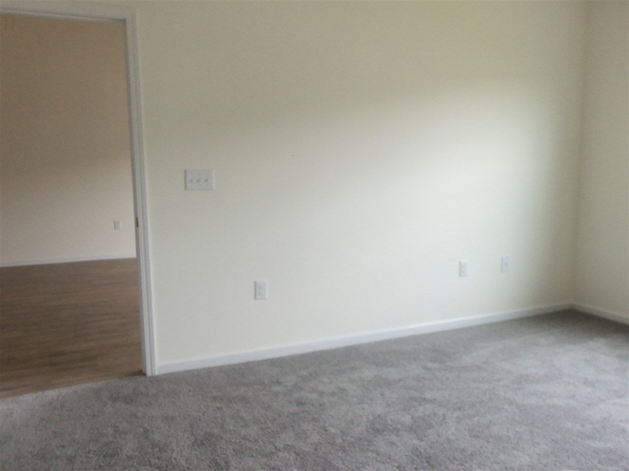 1144 Freeboard St. Photo 18