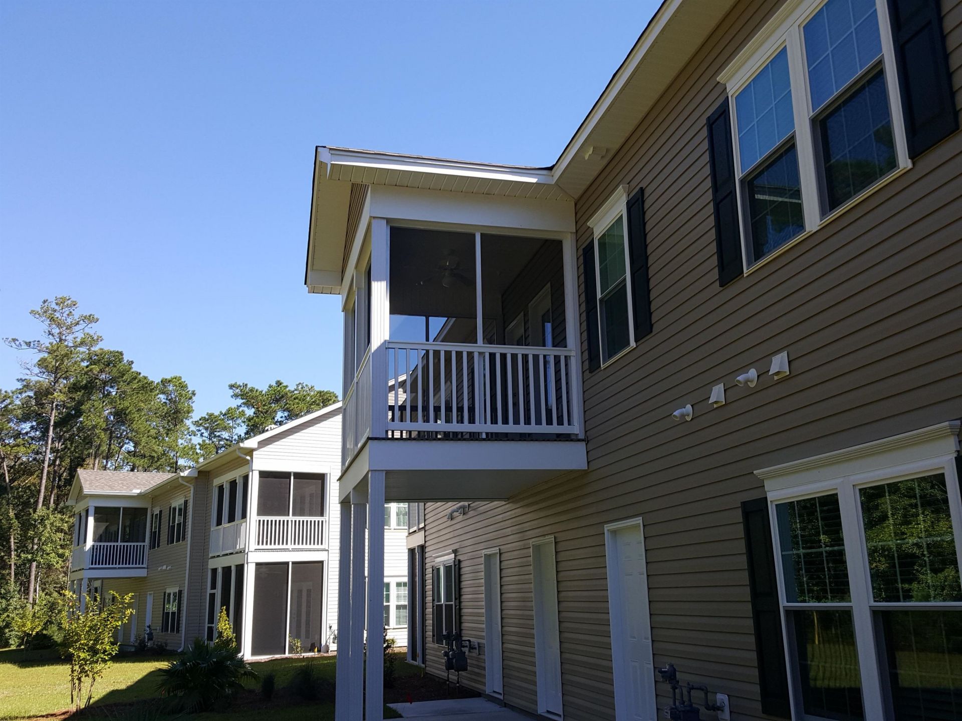 1144 Freeboard St. Photo 26
