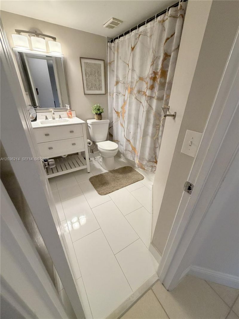 8741 Wiles Rd , Unit 204, Coral Springs, FL 33067 Photo