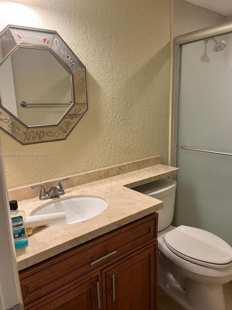 5201 NE 24th Ter, Unit A206, Fort Lauderdale, FL 33308 Photo
