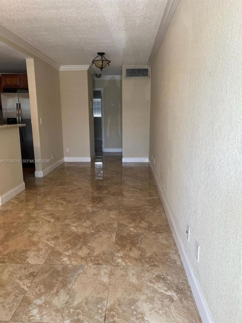 5201 NE 24th Ter, Unit A206, Fort Lauderdale, FL 33308 Photo