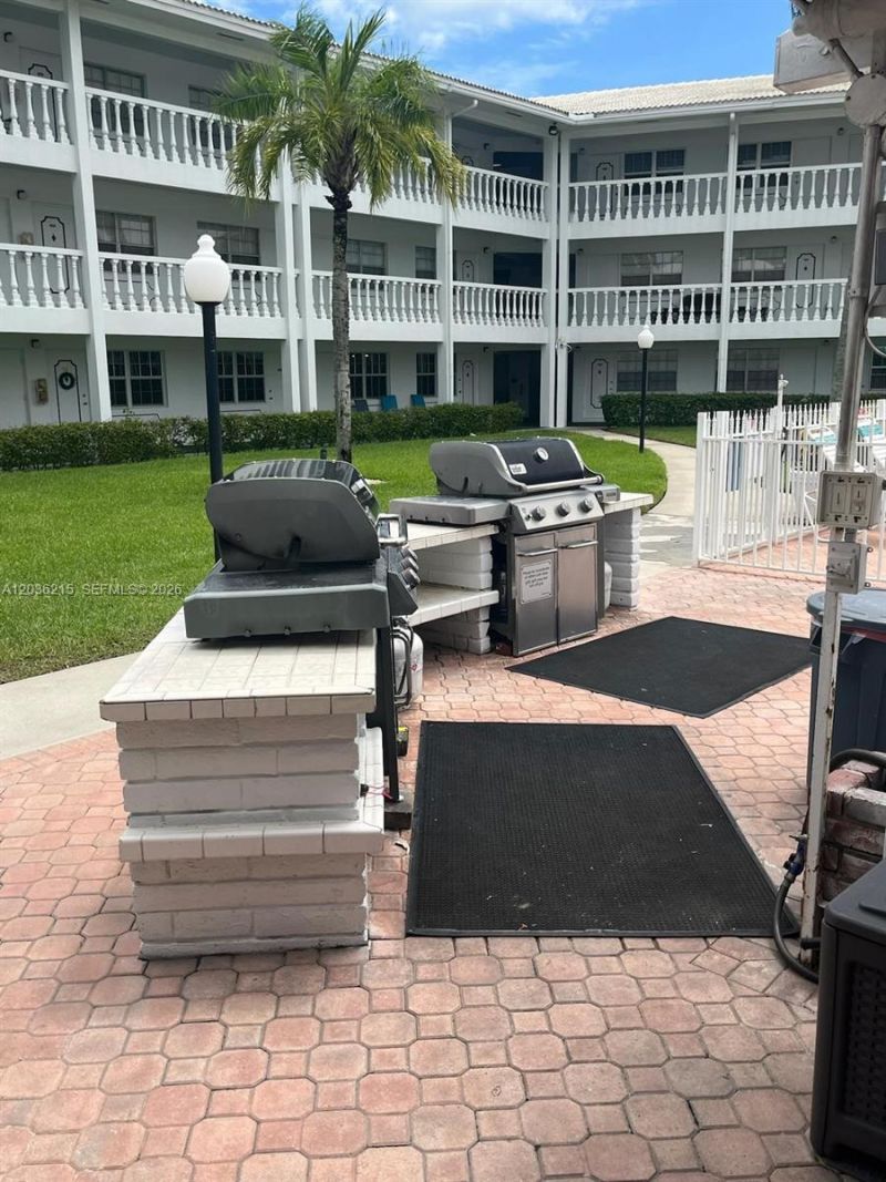 5201 NE 24th Ter, Unit A206, Fort Lauderdale, FL 33308 Photo