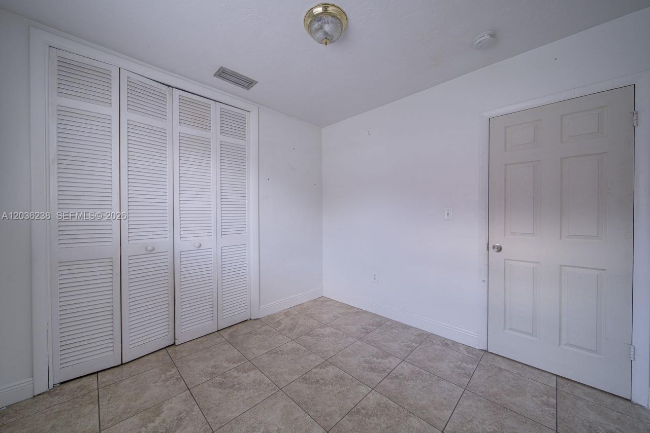 11250 SW 7th St , Sweetwater, FL 33174 Photo