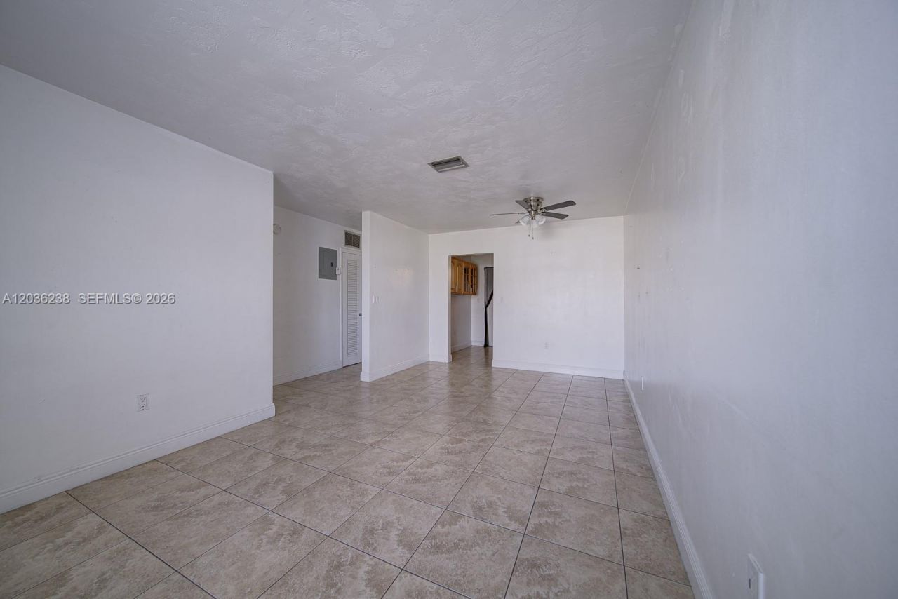 11250 SW 7th St , Sweetwater, FL 33174 Photo