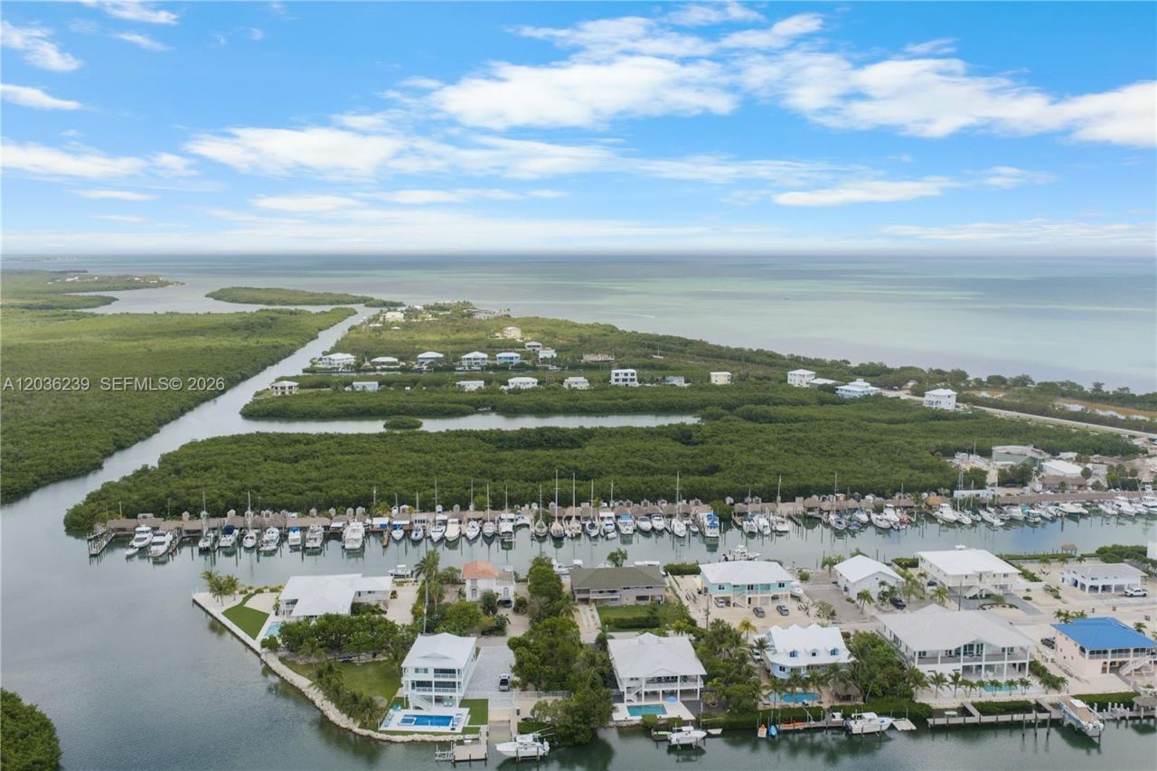 2100 Avenue H , Marathon, FL 33050 Photo