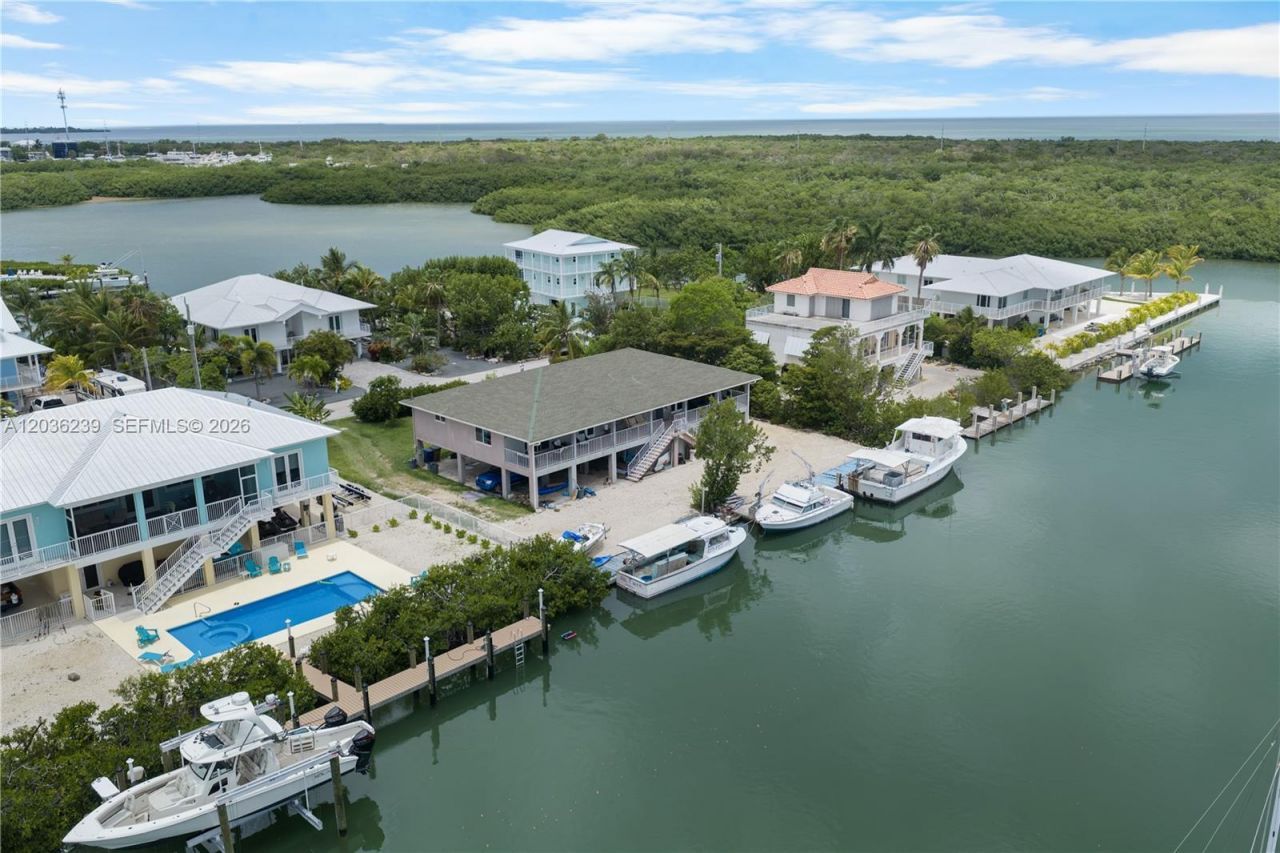2100 Avenue H , Marathon, FL 33050 Photo