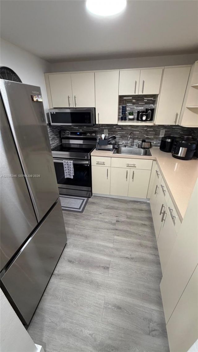 1825 W 44th Pl , Unit 1107, Hialeah, FL 33012 Photo