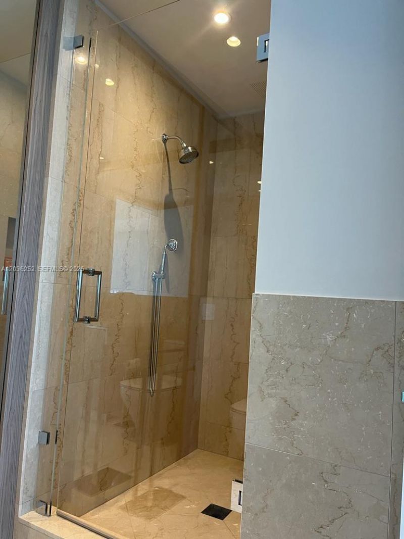 15701 Collins Ave, Unit 3104, Sunny Isles Beach, FL 33160 Photo
