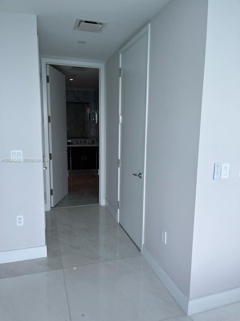 15701 Collins Ave, Unit 3104, Sunny Isles Beach, FL 33160 Photo