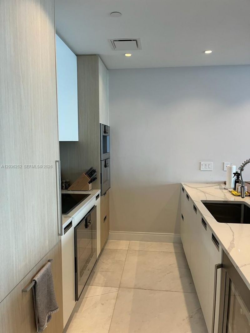 15701 Collins Ave, Unit 3104, Sunny Isles Beach, FL 33160 Photo