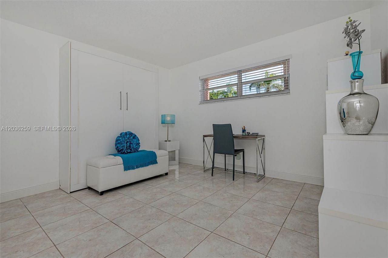 9410 N Hollybrook Lake Dr , Unit 11-109, Pembroke Pines, FL 33025 Photo
