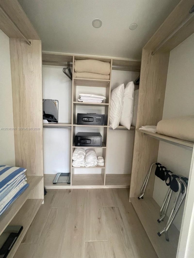 225 N Miami Ave, Unit 805, Miami, FL 33128 Photo