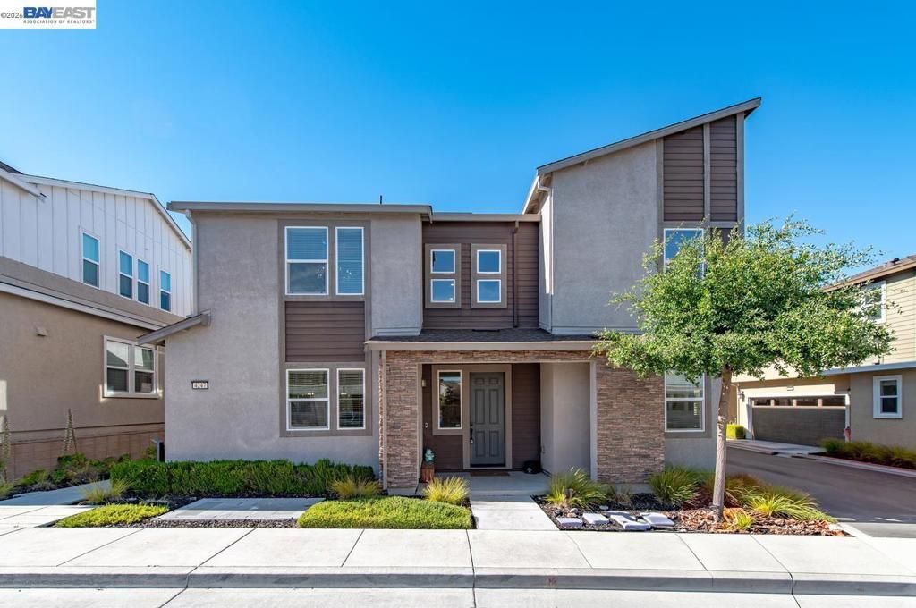 4247 Healdsburg Way , Dublin, CA 94568 Main Photo