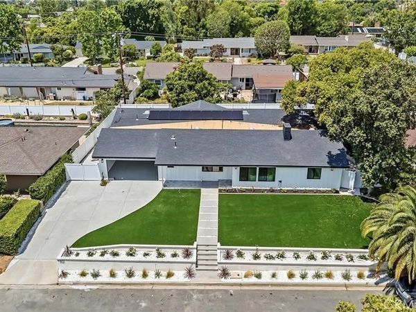 12621 Singing Wood Drive , Santa Ana, CA 92705