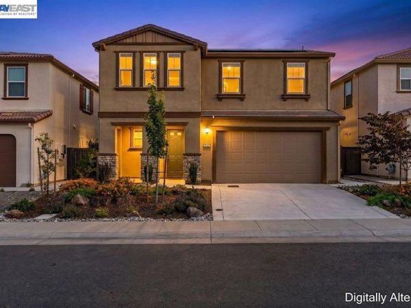 5048 Ashbrook St, Roseville, CA 95747