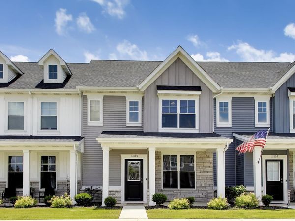 11809 Kentucky Street , Crown Point, IN 46307