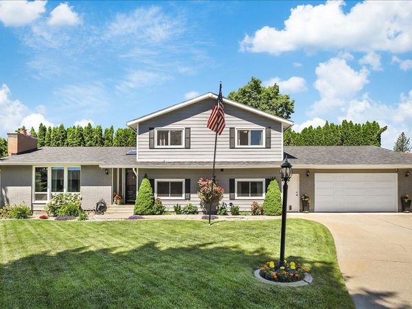 6114 W Kittitas Ct, Spokane, WA 99208