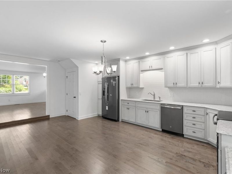 13113 Cleveland Avenue NW, Uniontown, OH 44685 Photo 10