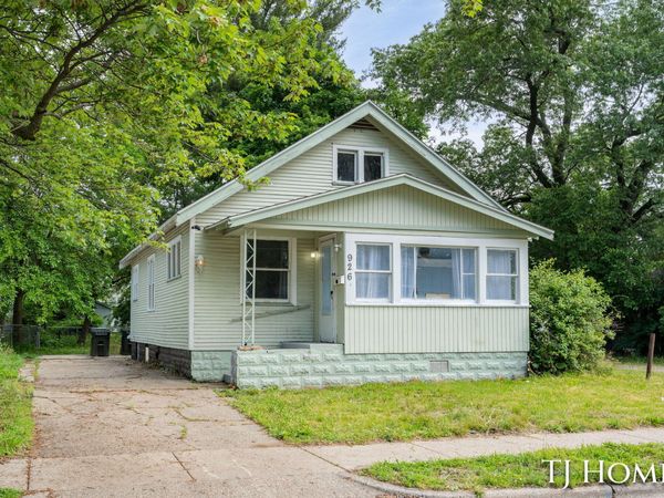 926 Emerson Avenue, Muskegon, MI 49442