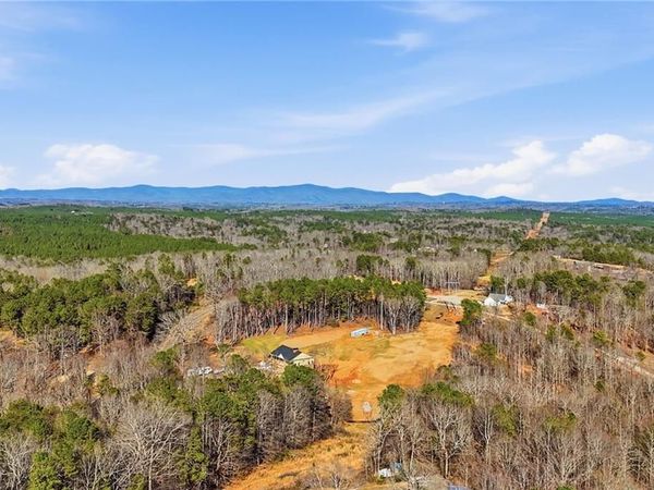 176 Windsor Way , Jasper, GA 30143