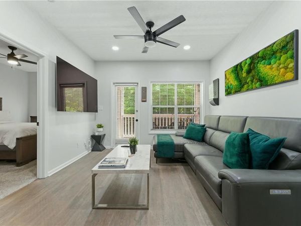 1250 Parkwood Circle SE, Unit 1214, Atlanta, GA 30339
