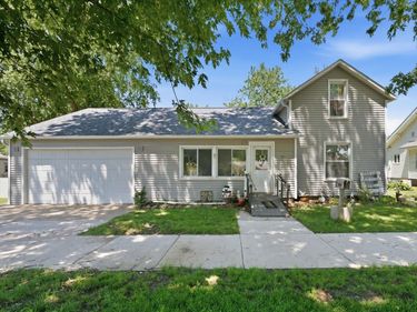 905 IOWA Avenue, DUNLAP, IA 51529