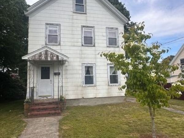 20 Summit Ave, Mansfield, MA 02048