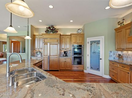 7231 Silver King Drive, Sparks, NV 89436 Photo