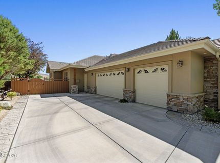7231 Silver King Drive, Sparks, NV 89436 Photo