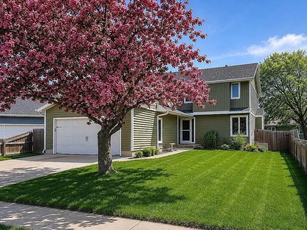 2516 White Oak Drive, Ames, IA 50014
