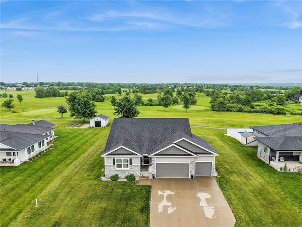 1010 S Y Street , Indianola, IA 50125