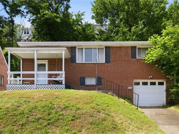 219 Walnut St, Blawnox, PA 15238