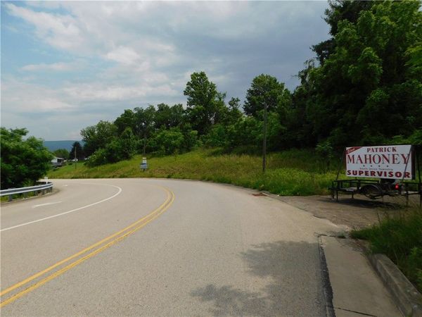 329 McClellandtown Road, Uniontown, PA 15401