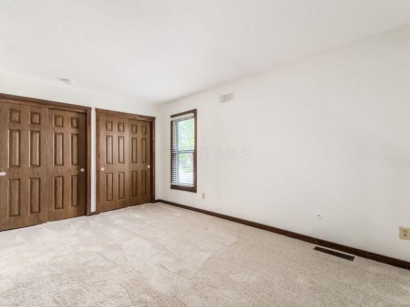 434 Edinburgh Road , Dublin, OH 43017 Photo 14