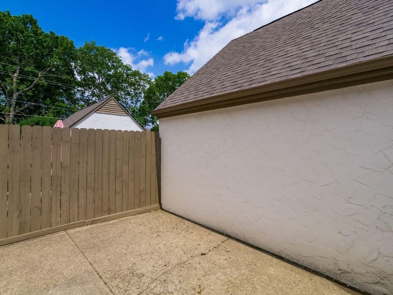 434 Edinburgh Road , Dublin, OH 43017 Photo 20
