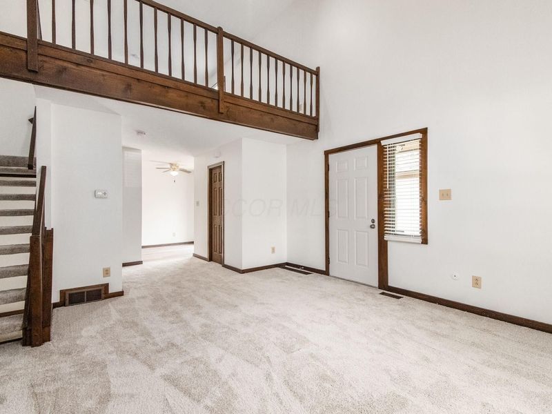 434 Edinburgh Road , Dublin, OH 43017 Photo 6
