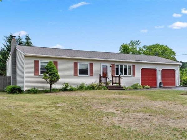 48 Meadow Road, Milton, VT 05468