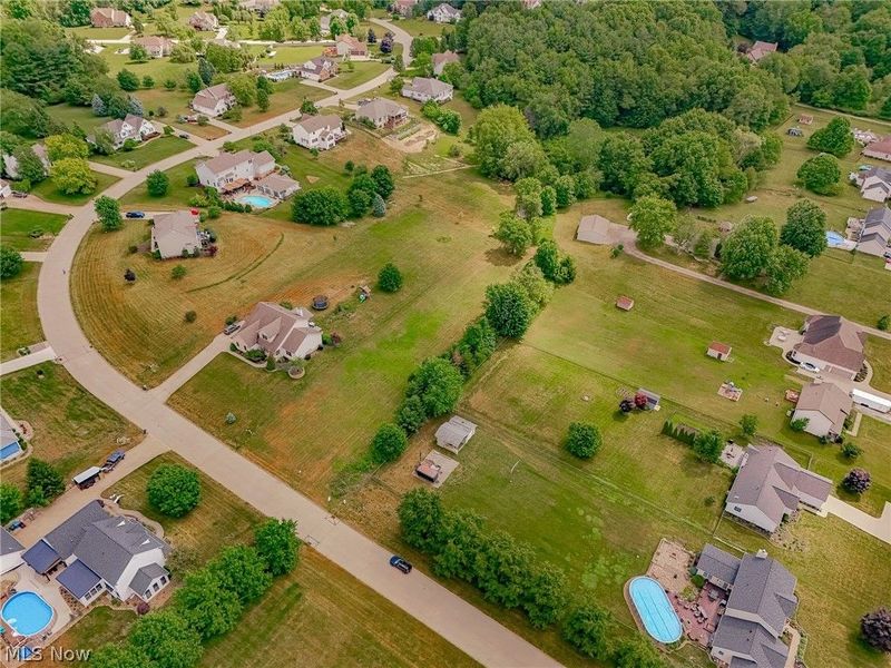 5773 Deer Pines Drive, Green, OH 44216 Photo 11