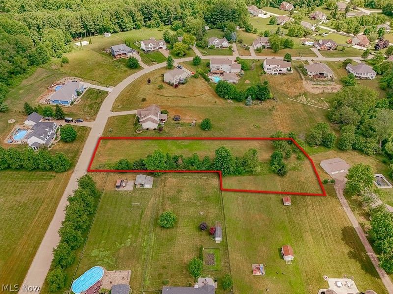5773 Deer Pines Drive, Green, OH 44216 Photo 12