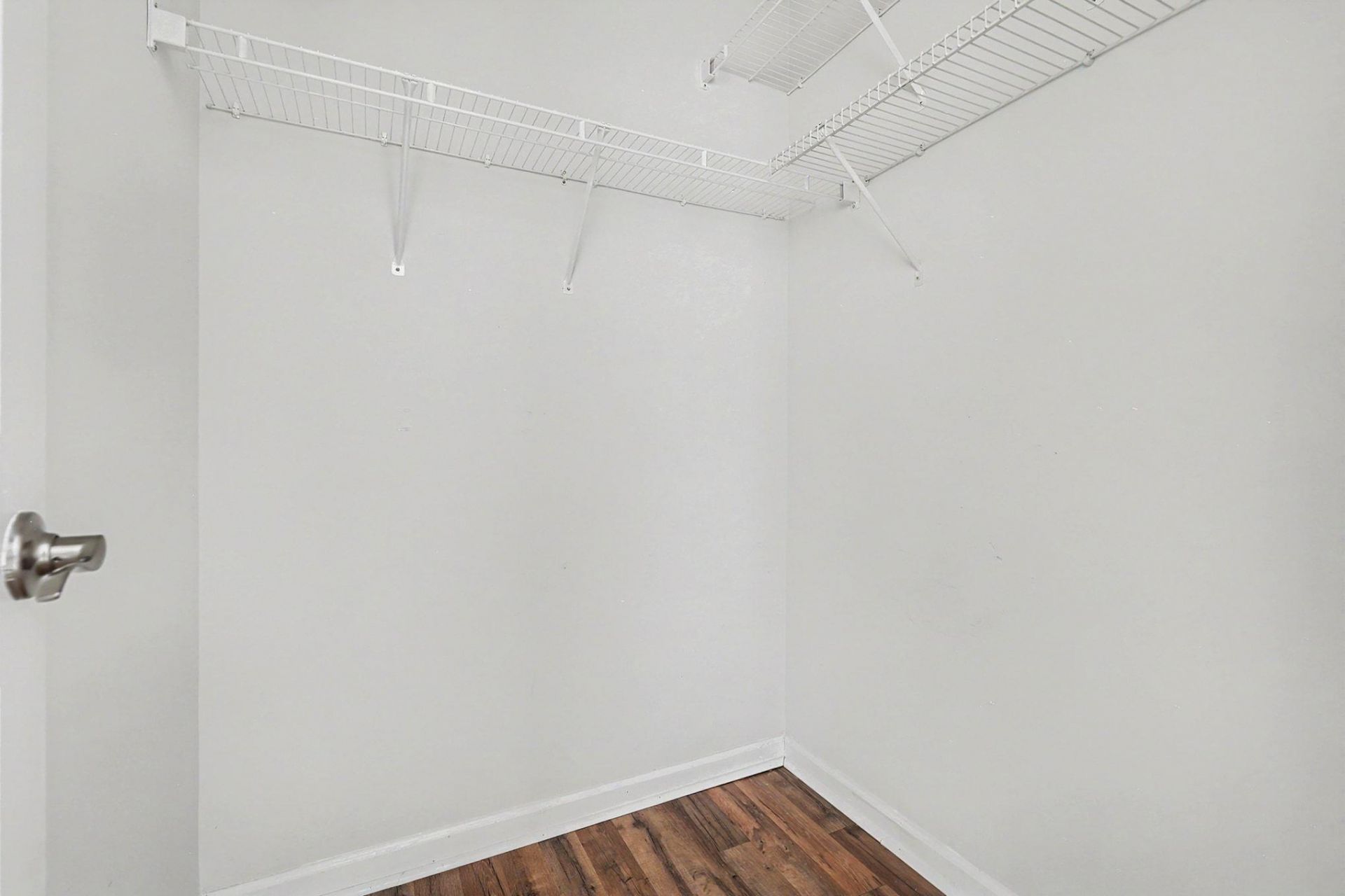 306 Andorra St.  Photo 17
