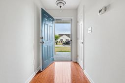 306 Andorra St.  photo 4